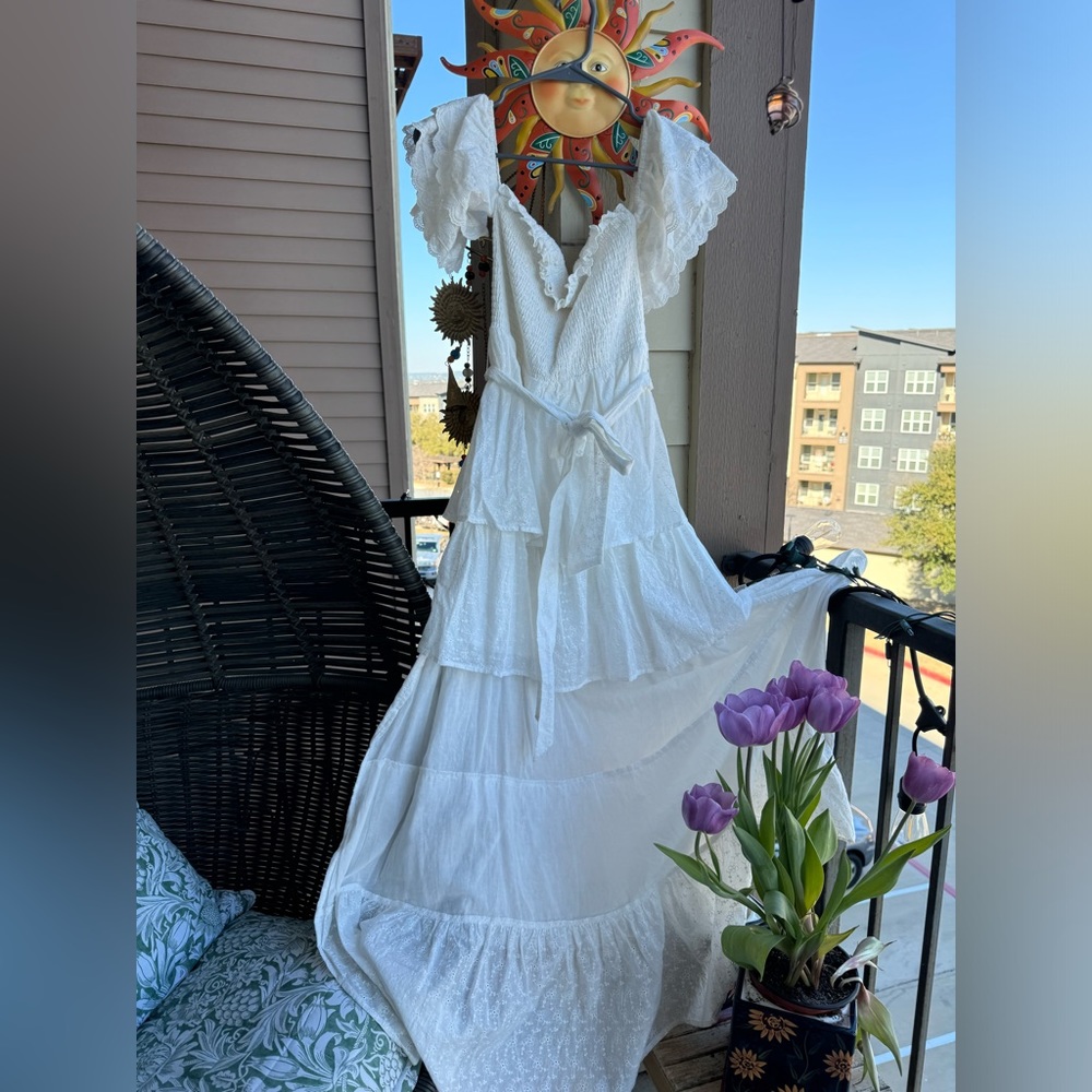 AURA maxi asymmetrical dress in white. Size M